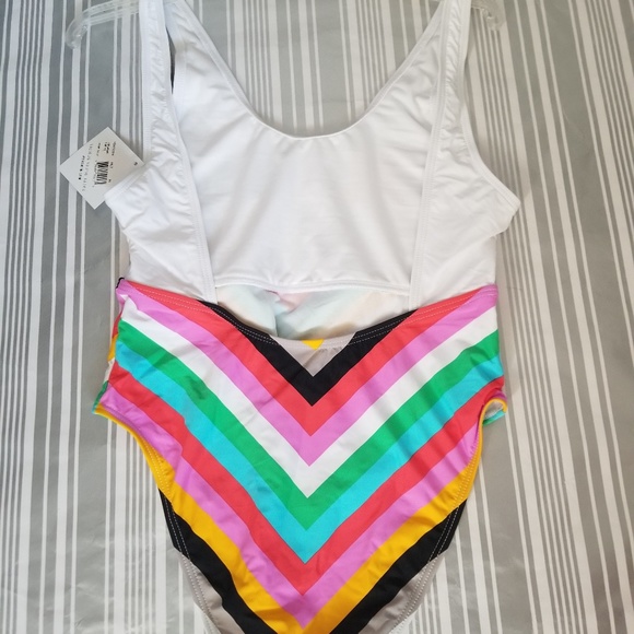 VYB Screened one piece swimsuit. - Picture 2 of 7